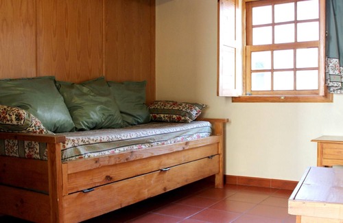 Seia Apartamento | Homerez - ¡A 200 m de la playa! Apartamento para 4 pers. con terraza en Seia