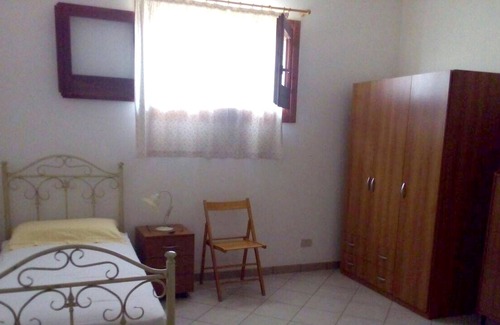Tre Fontane Casa | Homerez - 200 m away from the beach! House for 6 ppl. with garden at Tre Fontane