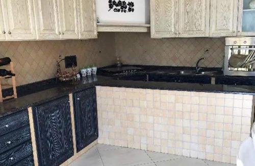 Villa San Giovanni Apartamento | Homerez - ¡A 50 m de la playa! Apartamento para 7 pers. en Villa San Giovanni