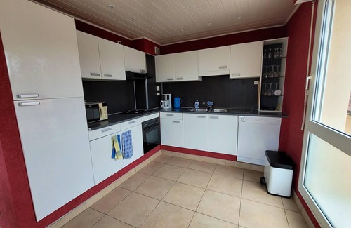Bitche Apartamento | Homerez - Bonito apartamento para 5 pers. con balcón en Bitche