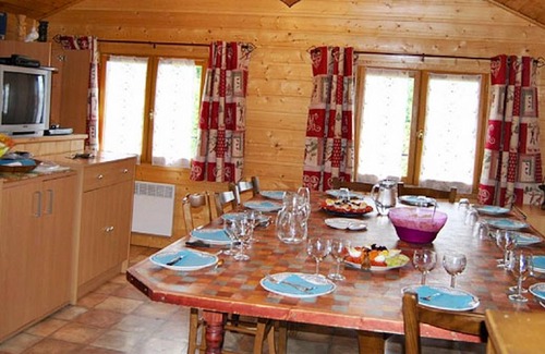 Cerniebaud Chalet De Esquí | Homerez - Chalet a la montaña a 12 km de las pistas para 14 pers. en Cerniébaud