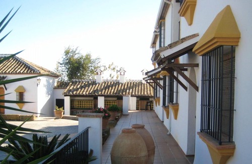 Hornachuelos Casa | Homerez - Bonita casa para 6 pers. con piscina compartida en Hornachuelos