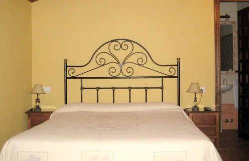 Hornachuelos Casa | Homerez - Bonita casa para 6 pers. con piscina compartida en Hornachuelos