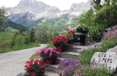Gresse-en-Vercors Apartamento | Homerez - Apartamento en Gresse-en-Vercors
