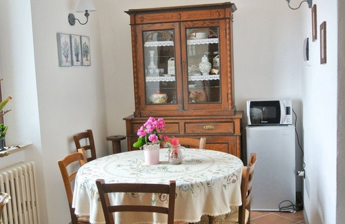 Monticello Amiata Apartamento | Homerez - Apartamento Monticello Amiata