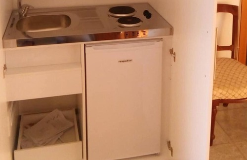Vibo Valentia Apartamento | Homerez - Apartement 13 km away from the beach for 3 ppl. at Vibo Valentia
