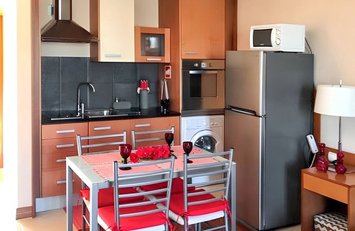 Mexilhoeira da Carregacao Apartamento | Homerez - Apartamento en Estômbar, piscina privada.