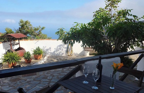 Los Silos Apartamento | Homerez - Apartamento en Los Silos con terraza