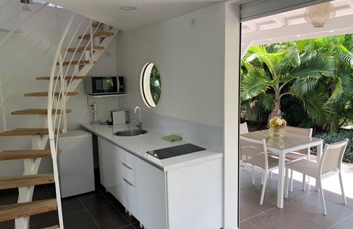 L'Autre-Bord Apartamento | Homerez - Apartment in Le Moule, Private Pool