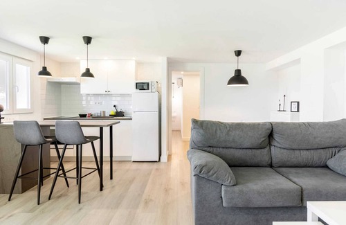 Cruz de Humilladero Apartamento | Homerez - Apartamento en Los Prados, Málaga