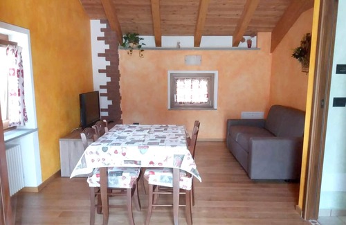 Aymavilles Apartamento | Homerez - Apartamento a 7 km de las pistas para 5 pers. con jardín en Aymavilles