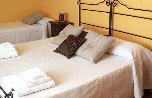 Montallegro Apartamento | Homerez - Apartamento a 2 km de la playa para 6 pers. con terraza en Montallegro