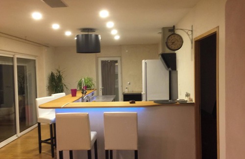 Catonvielle Apartamento | Homerez - Appto en Catonvielle c/piscina