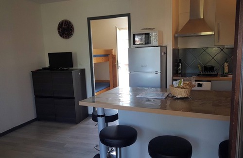 Fabron Apartamento | Homerez - Apto. en Niza con piscina