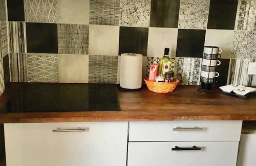 Stains Apartamento | Homerez - Apt. in Stains, free Netflix