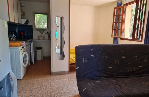 Isolella Apartamento | Homerez - Apto. Pietrosella - Vista jardín