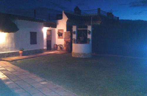 Sanlúcar de Barrameda Casa | Homerez - Casa luminosa en Sanlúcar – Chimenea