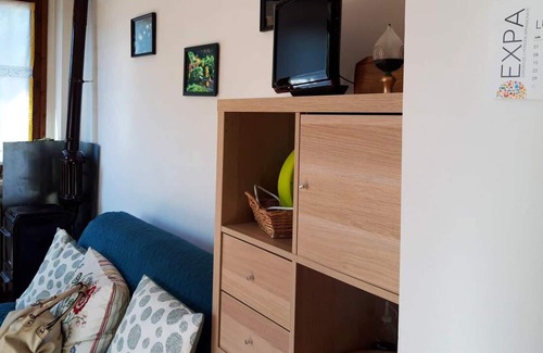 Monterosso Grana Apartamento | Homerez - Bonito apartamento para 4 pers. con balcón en Monterosso Grana
