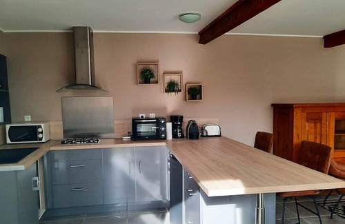 Pelissanne Apartamento | Homerez - Beautiful appartement for 4 ppl. with terrace at Pélissanne