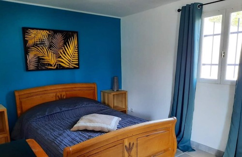 Pelissanne Apartamento | Homerez - Beautiful appartement for 4 ppl. with terrace at Pélissanne
