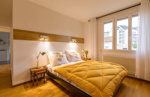 Faubourg Sud Apartamento | Homerez - Bonito apartamento para 5 pers. con balcón en Dijon