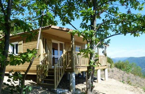 Gravieres Chalet De Esquí | Homerez - Chalet a la montaña para 6 pers. con piscina compartida en Gravières