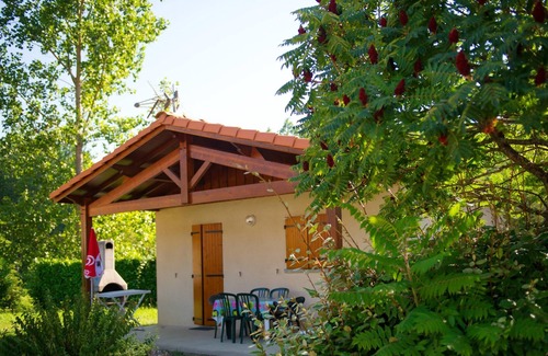 Estang Casa | Homerez - Bonita casa para 6 pers. con piscina compartida y terraza en Estang