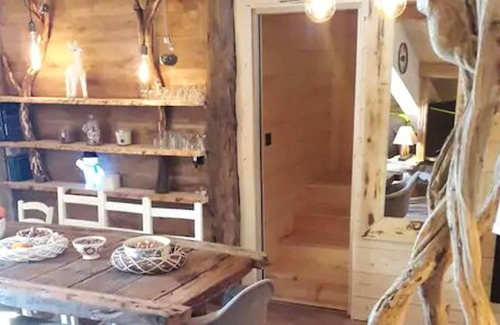Peone Apartamento | Homerez - Gran apartamento para 10 pers. en Péone