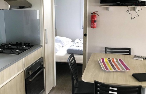 Saint-Julien-en-Born Casa | Homerez - Bonito bungaló a 4 km de la playa para 8 pers. con piscina compartida