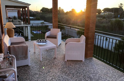 Castello de la Plana Villa | Homerez - Villa confortable con piscina en Castellón