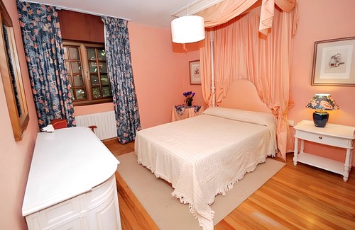 O Grove Chalet De Esquí | Homerez - Chalet in San Vicente del Grove