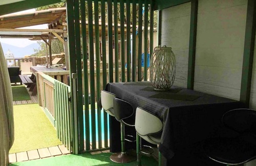 Olmeto Chalet De Esquí | Homerez - Chalet a la montaña para 5 pers. con piscina y vistas al mar en Olmeto