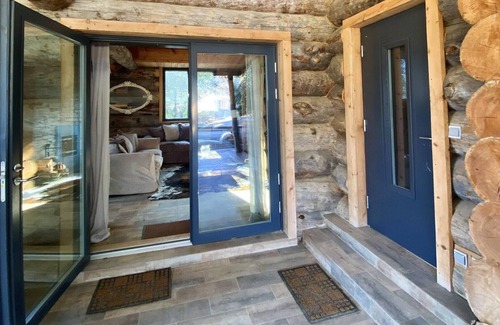 Le Thoronet Chalet De Esquí | Homerez - Chalet a la montaña con piscina compartida, sauna, spa y hammam
