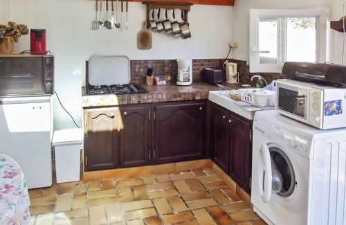 Tredrez-Locquemeau Casa | Homerez - Casa Encantadora en Trédrez-Locquémeau + Jardín