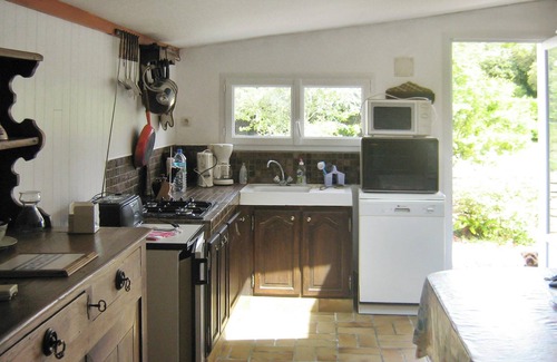 Tredrez-Locquemeau Casa | Homerez - Casa Encantadora en Trédrez-Locquémeau + Jardín