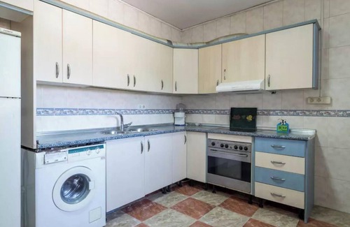 Fuente Vaqueros Apartamento | Homerez - Apartamento encantador en Fuente Vaqueros 100 m²