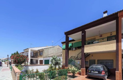 Fuente Vaqueros Apartamento | Homerez - Apartamento encantador en Fuente Vaqueros 100 m²
