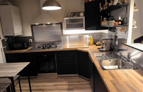 Mezzavia Casa | Homerez - Encantadora Casa en Ajaccio con Vista al Jardín