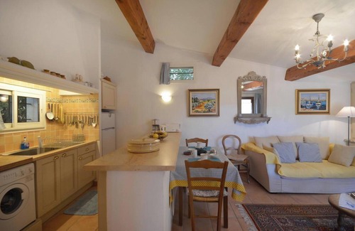 Ceyreste Casa | Homerez - Encantadora casa con vista a la montaña en Ceyreste