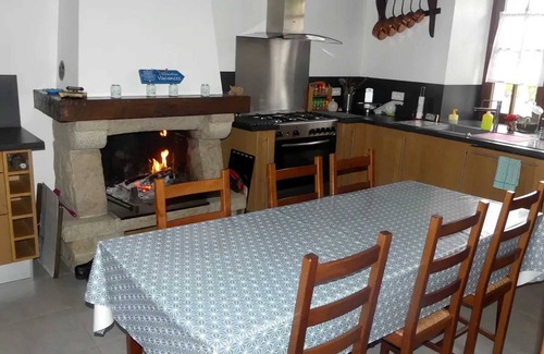 Sougeal Casa | Homerez - Casa encantadora en Sougéal con hermoso jardín