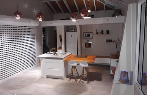 Le Moule Casa | Homerez - Casa encantadora en Le Moule con jacuzzi