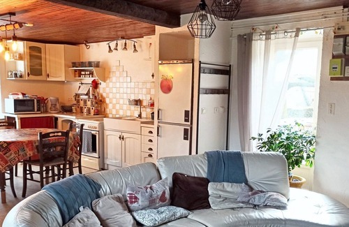 Tursac Casa | Homerez - Charming house in Tursac with garden and terrace