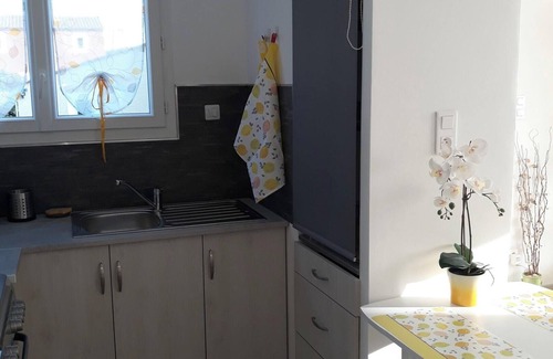 Pujaut Casa | Homerez - Casa encantadora con jardín y terraza en Pujaut
