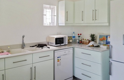 Blue Bay Villa | Homerez - Villa encantadora cerca de Mahebourg con piscina privada