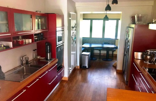 Plouigneau Villa | Homerez - Villa elegante en Plouigneau con piscina privada