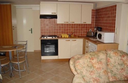 Mensignac Apartamento | Homerez - Apartamento cómodo en Mensignac cerca del campo