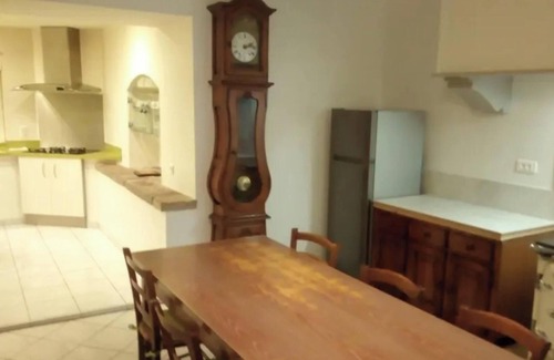 Compolibat Casa | Homerez - Casa para 12 pers. con jardín, terraza y balcón en Compolibat