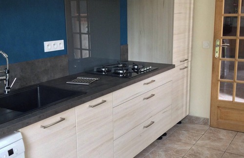 Tregomeur Casa | Homerez - Casa confortable en Trégomeur con jardín privado
