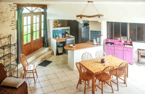 Duravel Casa | Homerez - Casa cómoda en Duravel con piscina compartida