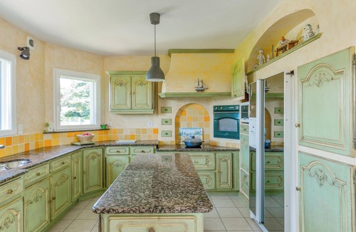Plurien Casa | Homerez - Casa confortable en Plurien con hammam